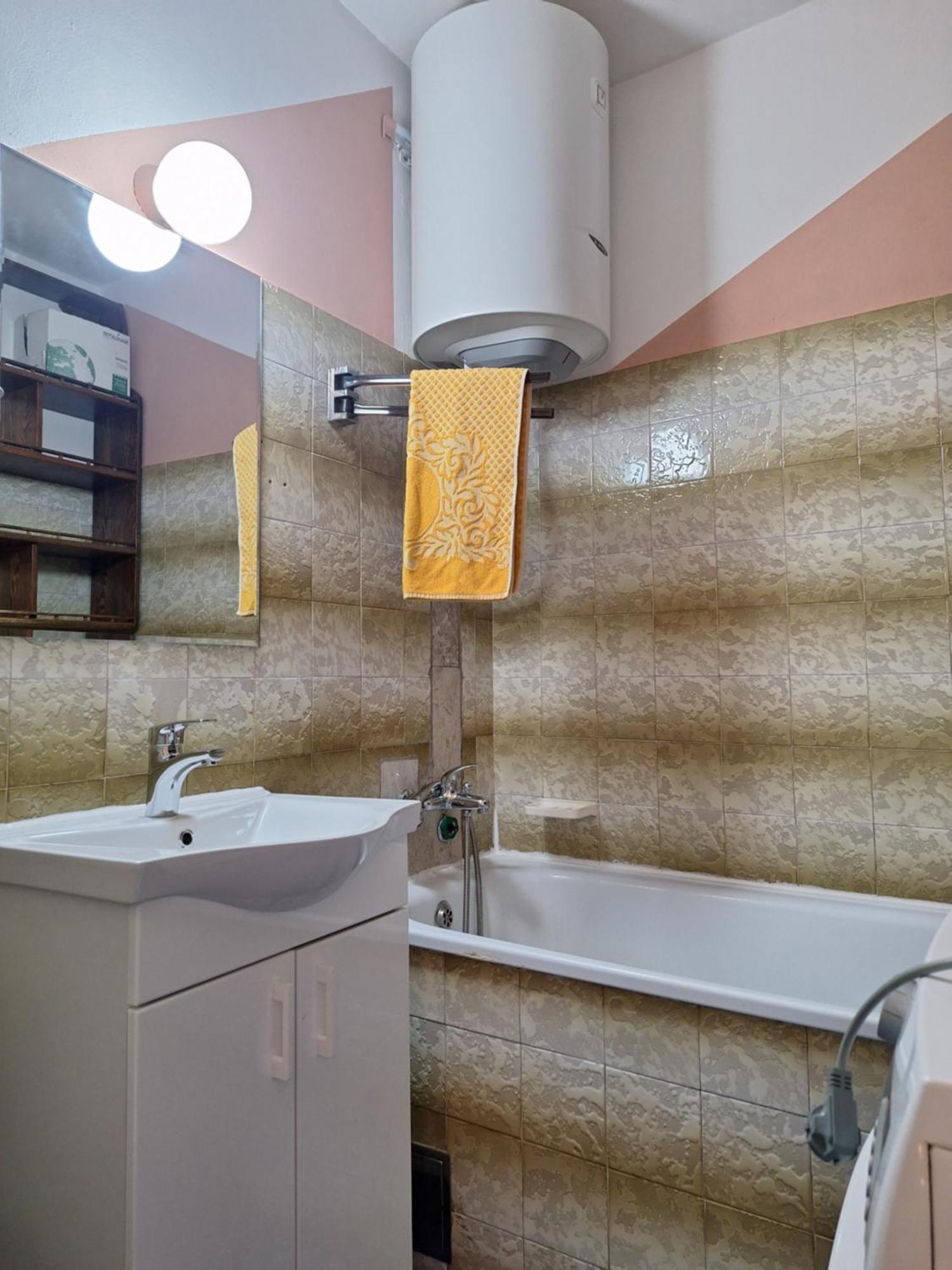 Apartman Sara Pluzine Exterior photo